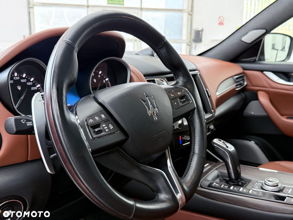 Maserati Levante Q4 GranLusso - 18