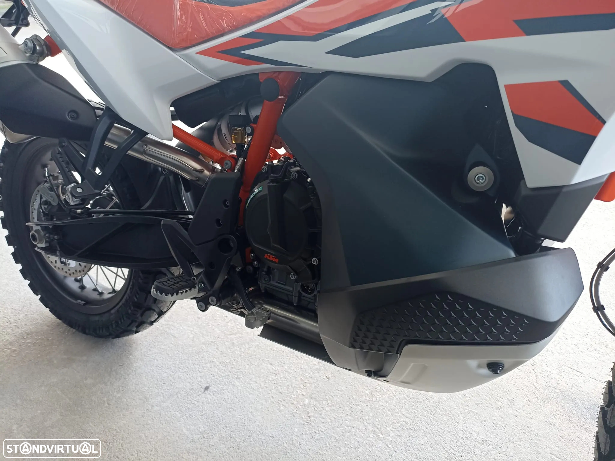 KTM 890 Adventure R - 10