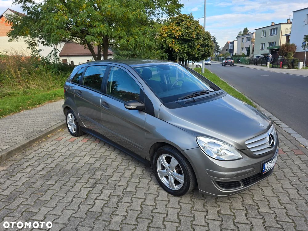 Mercedes-Benz Klasa B 150 - 2