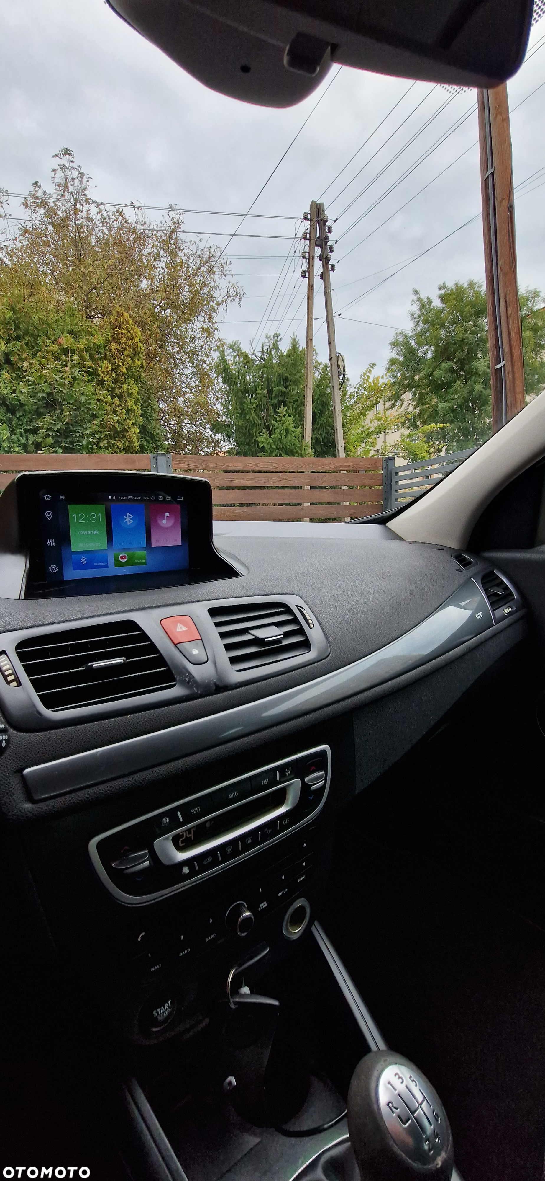 Renault Megane TCe 180 GT - 12