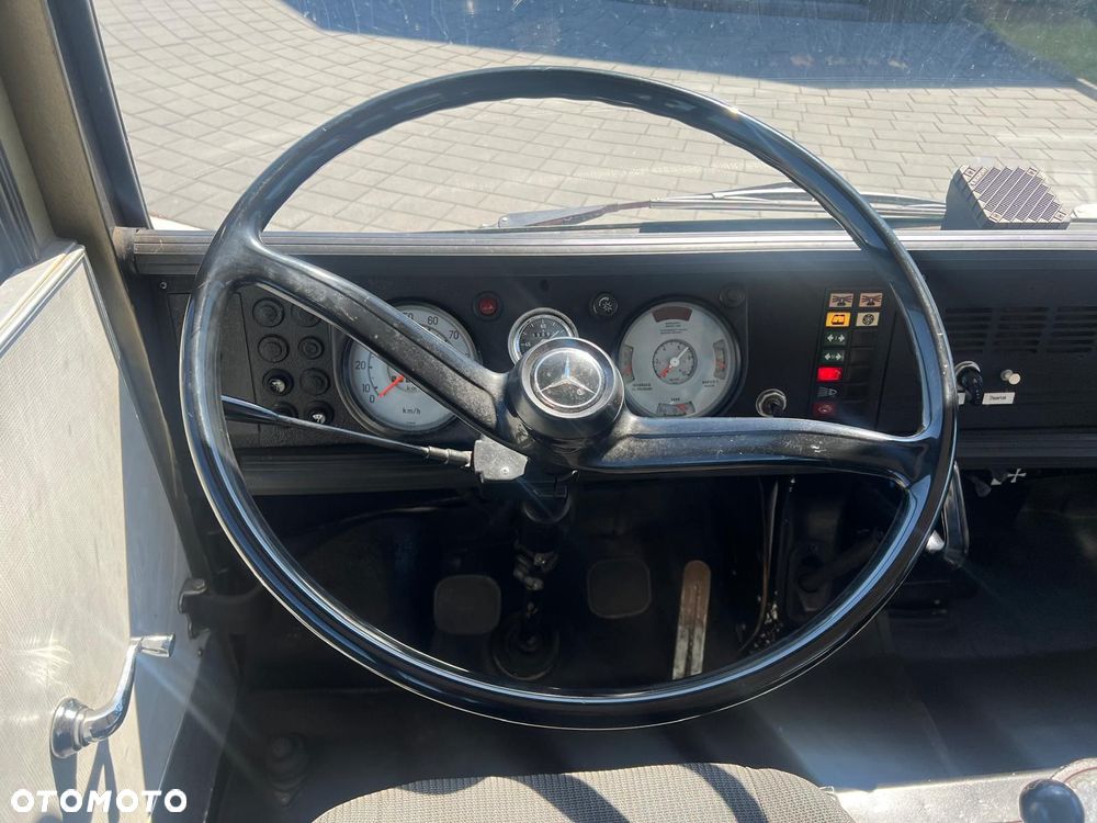 Mercedes-Benz Inny - 2