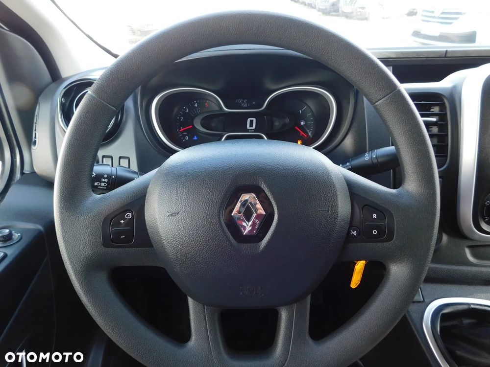 Renault Trafic - 9
