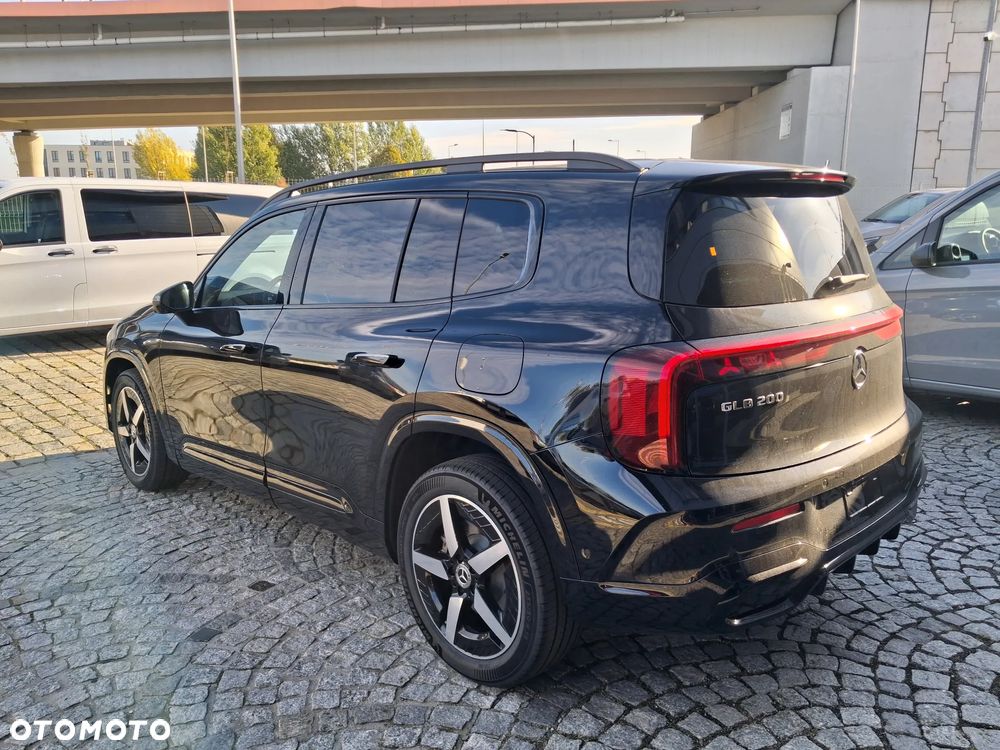 Mercedes-Benz GLB 200 mHEV 8G-eDCT - 5
