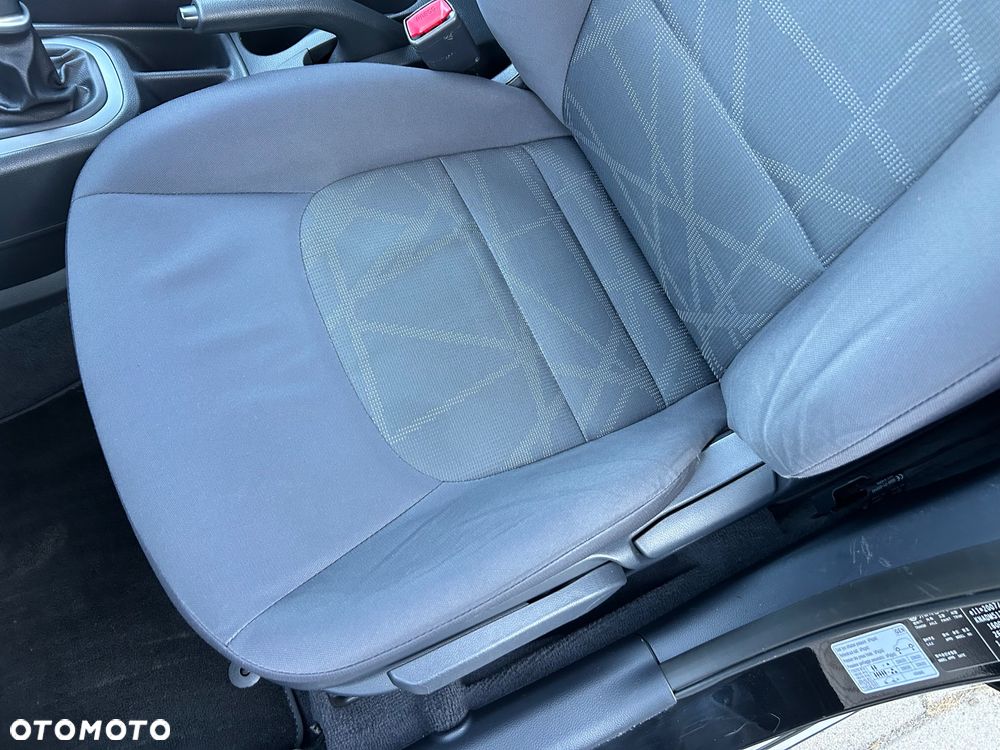 Kia Rio 1.4 Spirit - 17