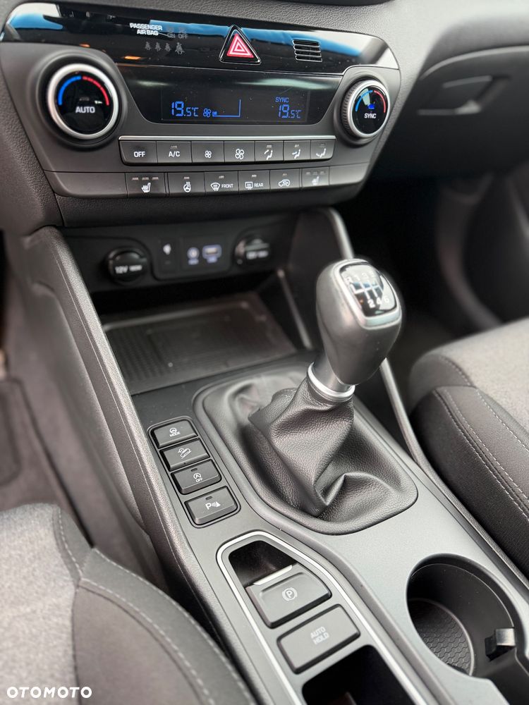 Hyundai Tucson blue 1.6 CRDi 2WD Trend - 33