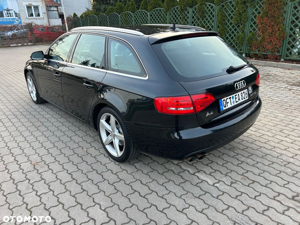 Audi A4 Avant 2.0 TDI DPF Attraction - 2