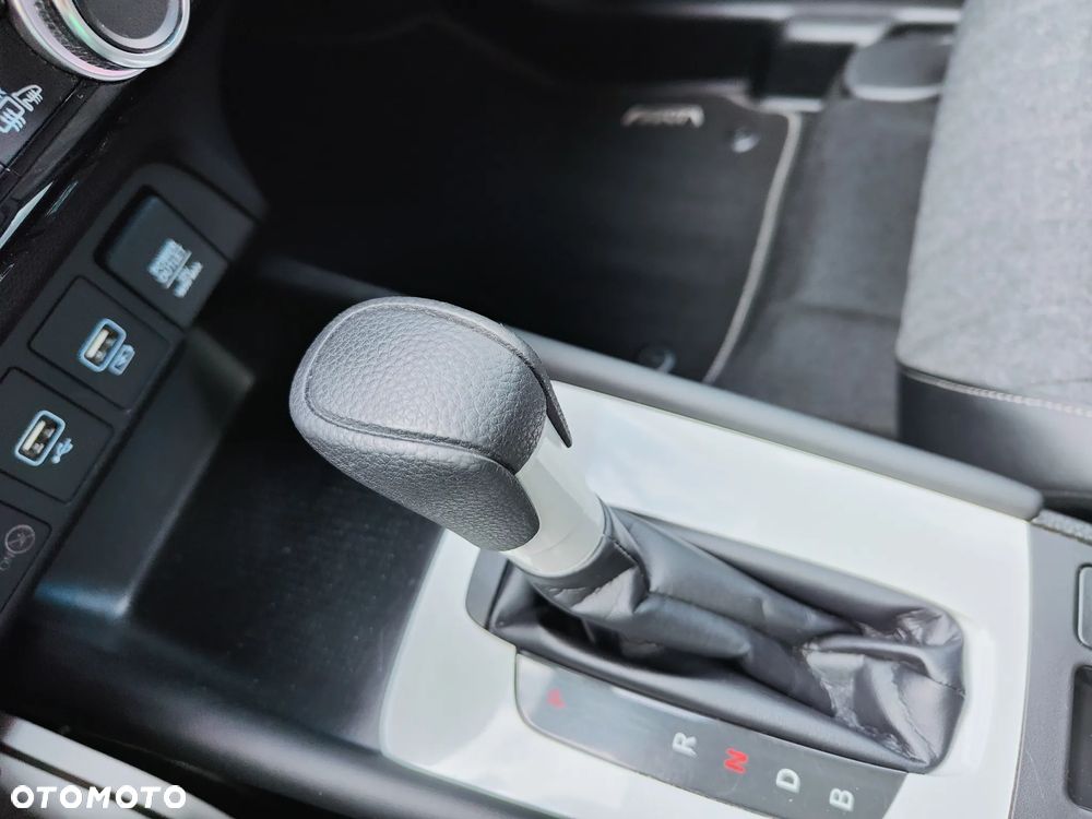 Honda Jazz 1.5 i-MMD Elegance - 24