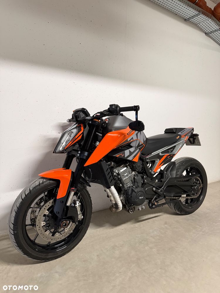 KTM Duke 790 - 1
