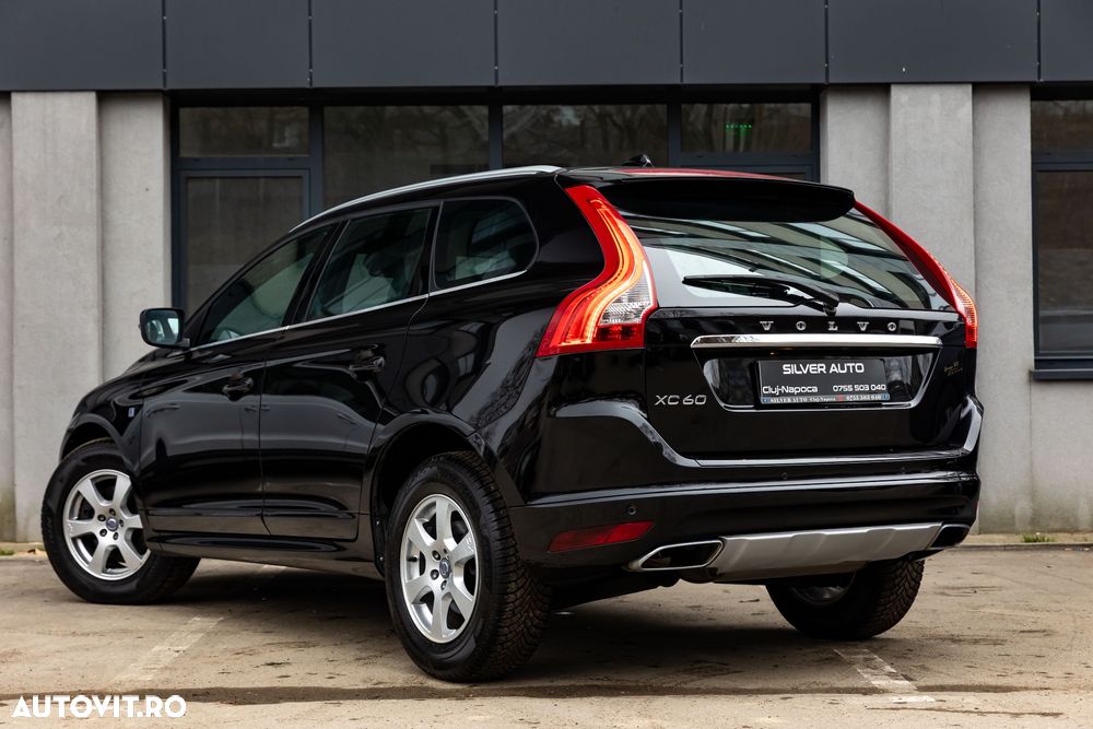 Volvo XC 60 D4 Geartronic Summum - 14