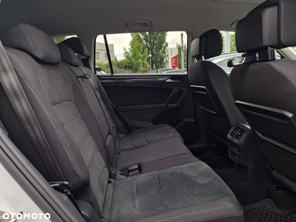 Volkswagen Tiguan Allspace 2.0 TDI 4Mot SCR Highline DSG 7os - 17