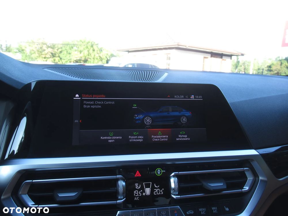 BMW Seria 3 320i xDrive Sport Line - 30