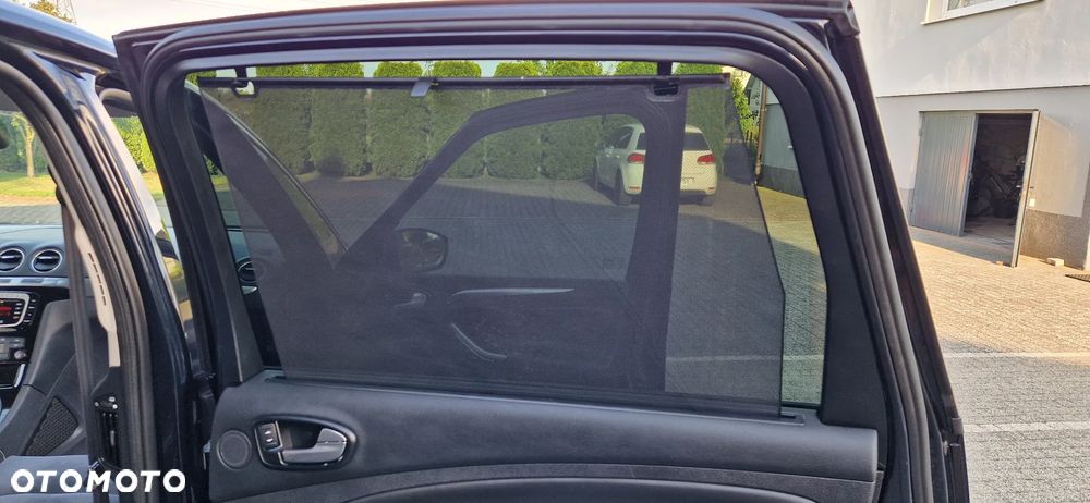 Ford S-Max - 26