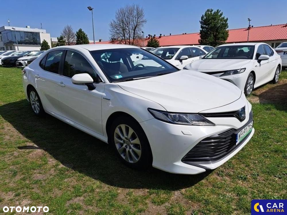 Toyota Camry - 6