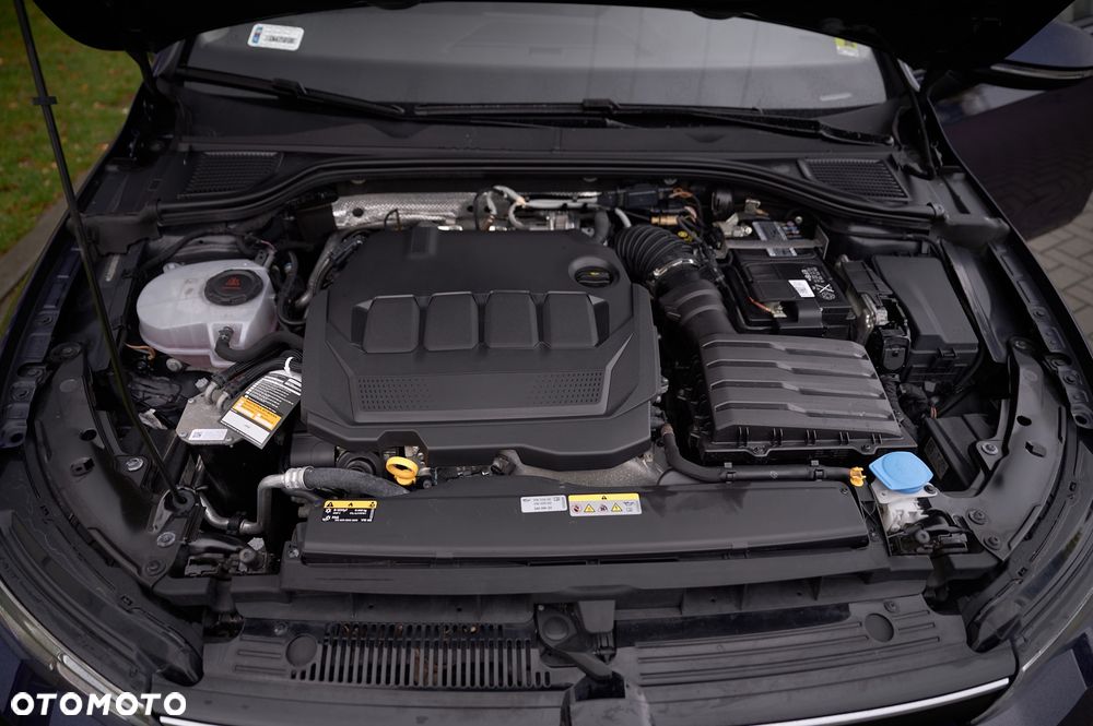 Volkswagen Golf VIII 2.0 TDI Life DSG - 21