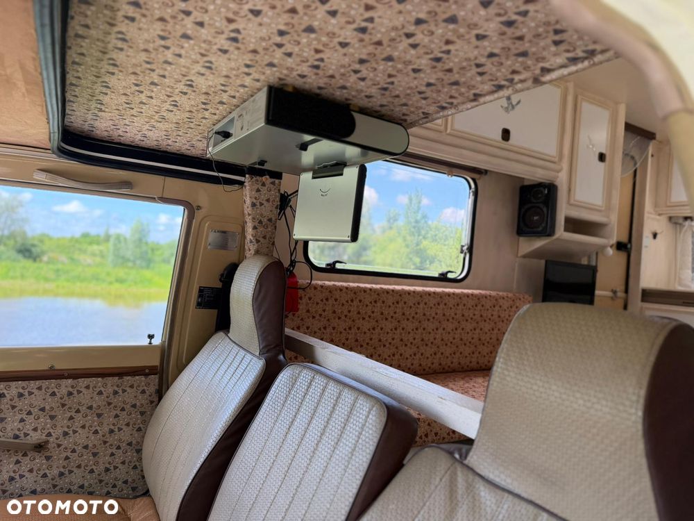 Mitsubishi L300 ~ Kamper ~ 6 osób ~ w pełni sprawny ~ Sprowadzony ~ Możliwość dowozu po zakupie - 10