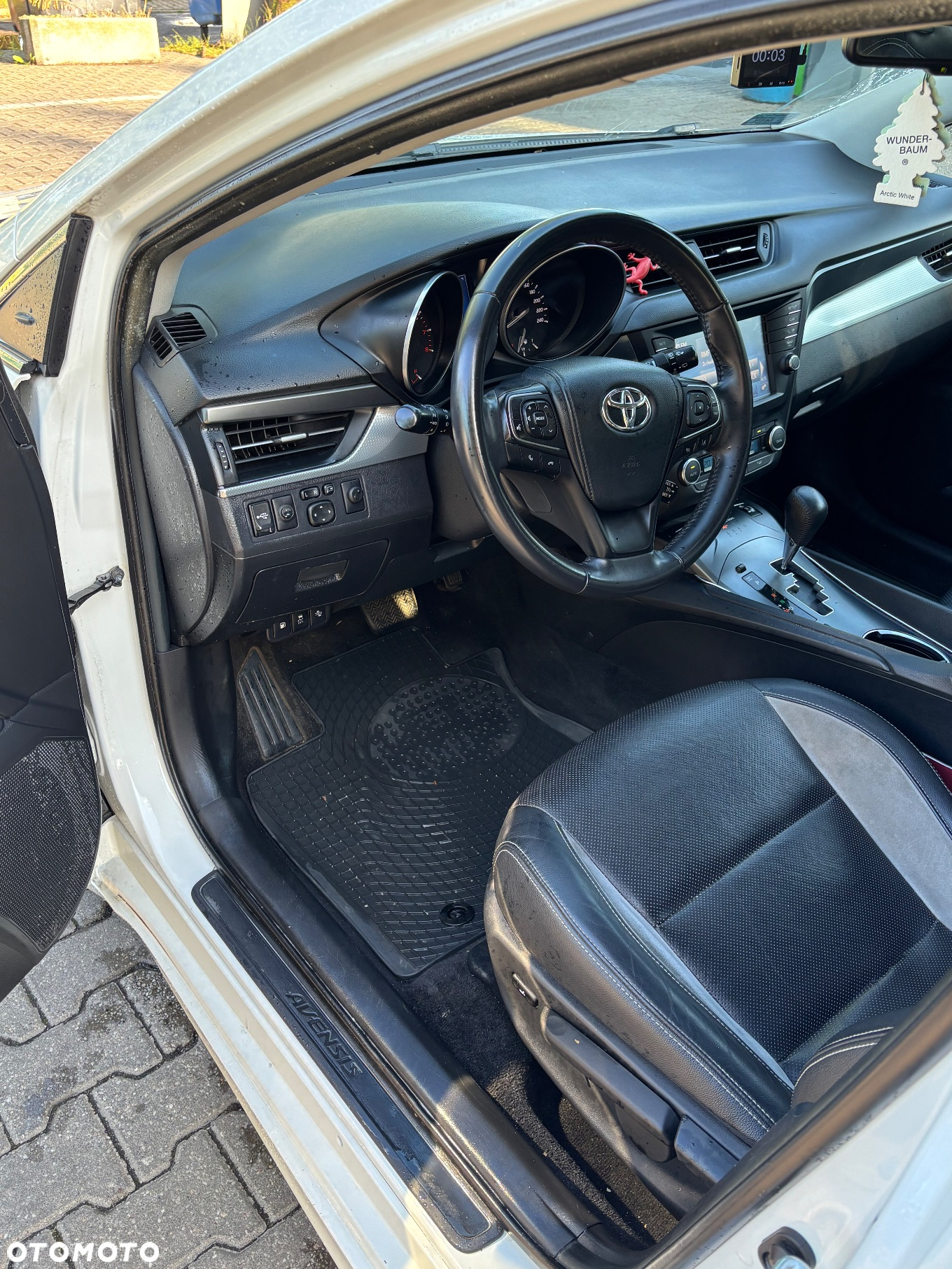 Toyota Avensis 1.8 Prestige MS - 9
