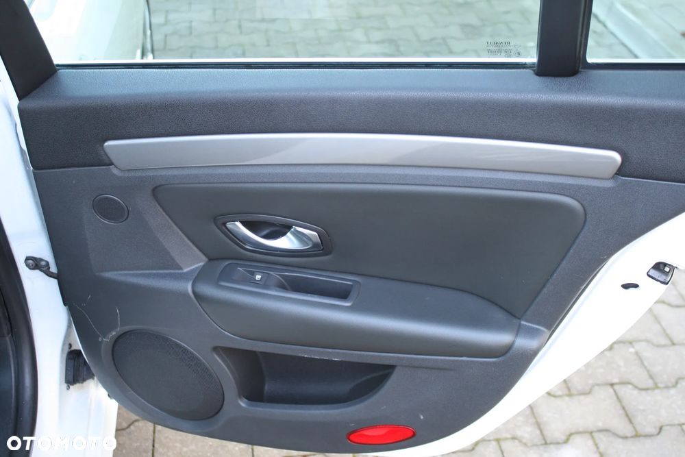 Renault Laguna 2.0 Authentique - 24