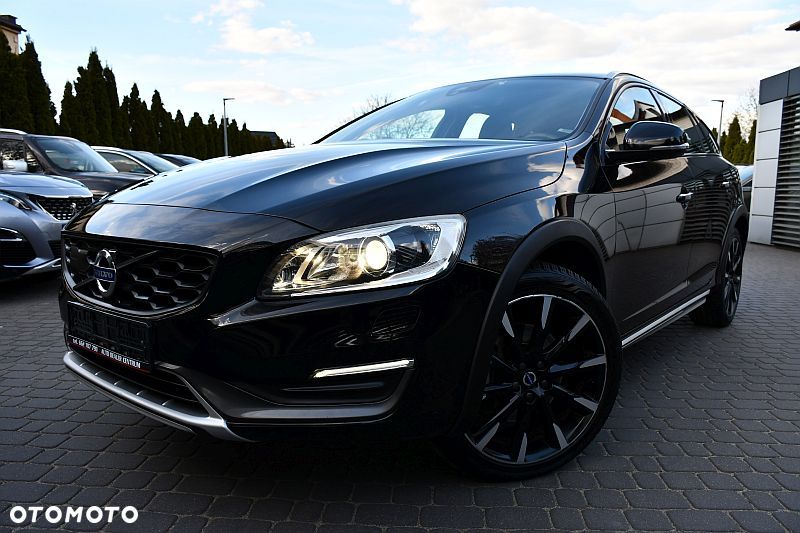 Volvo V60 Cross Country D4 Geartronic Summum - 2