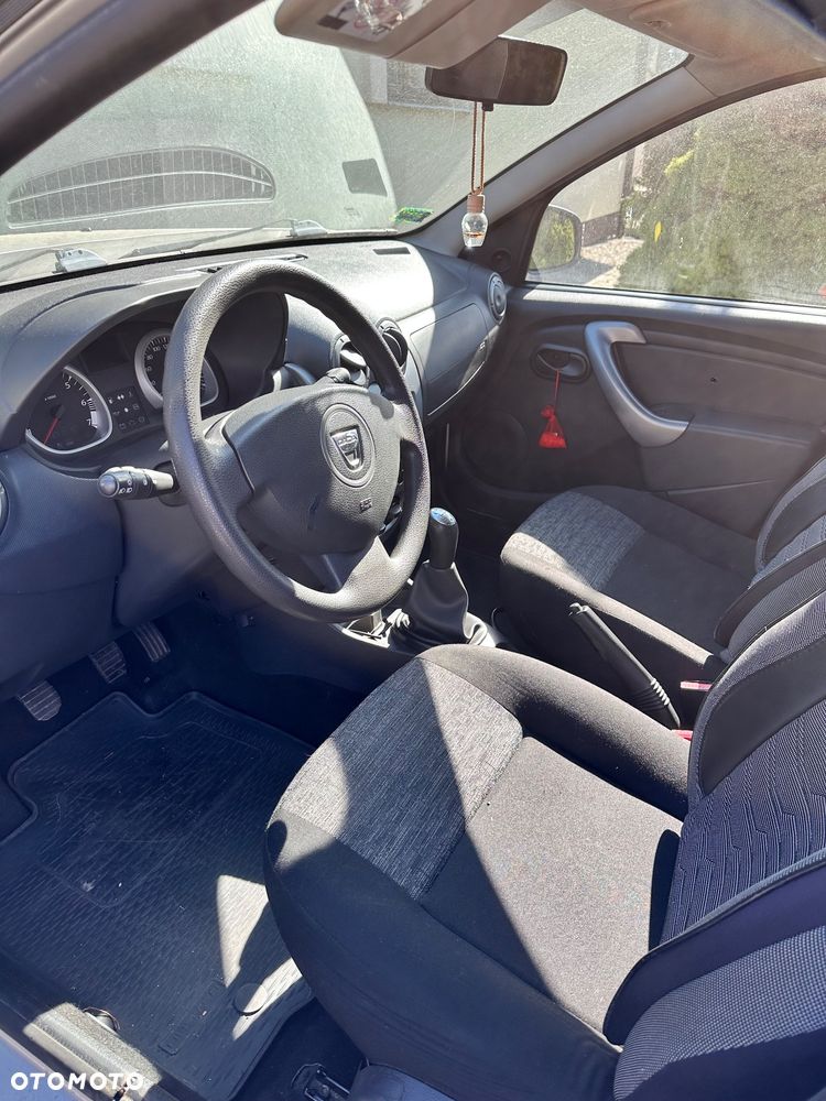 Dacia Duster 1.6 16V 4x2 Destination - 12