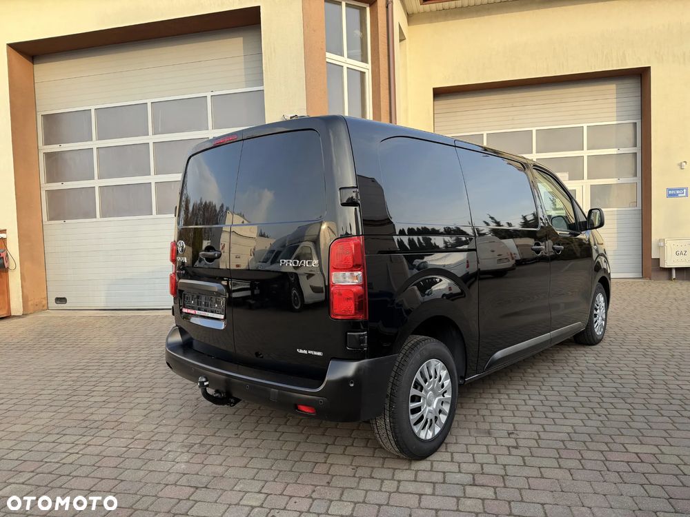 Toyota Proace 2,0 L2H1 - 6