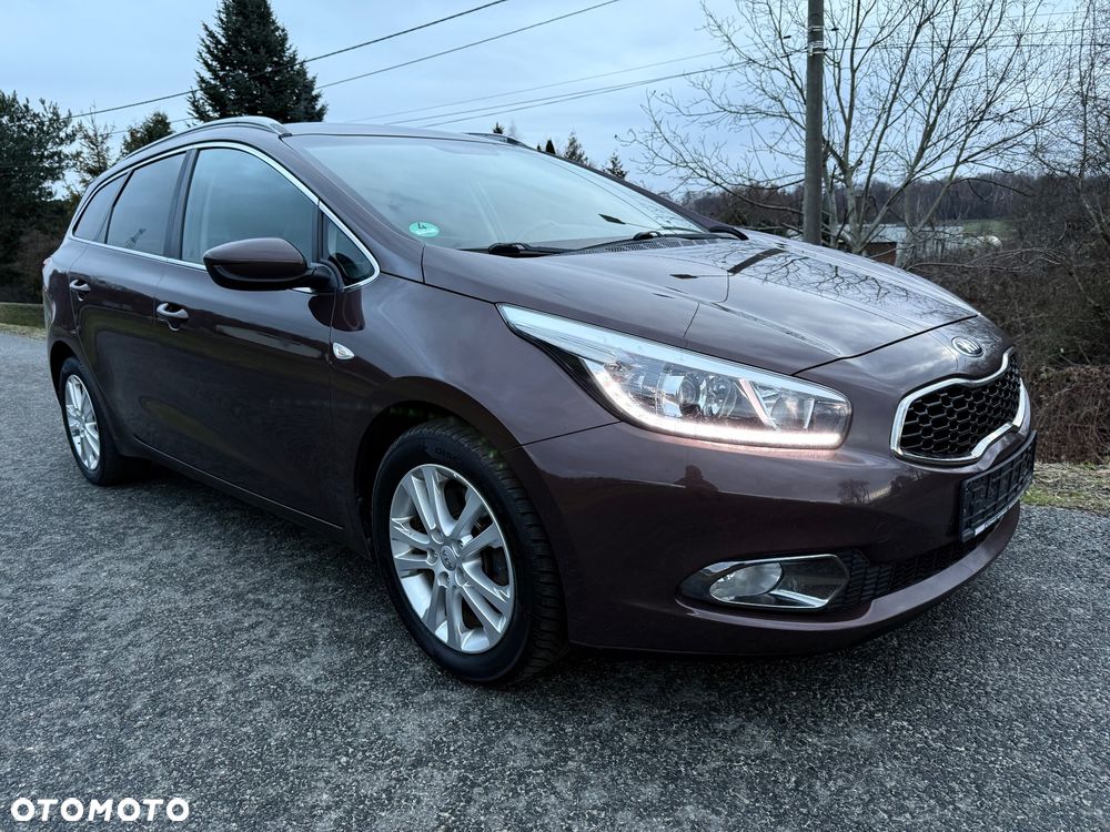 Kia Ceed 1.6 GDI Platinum Edition - 16