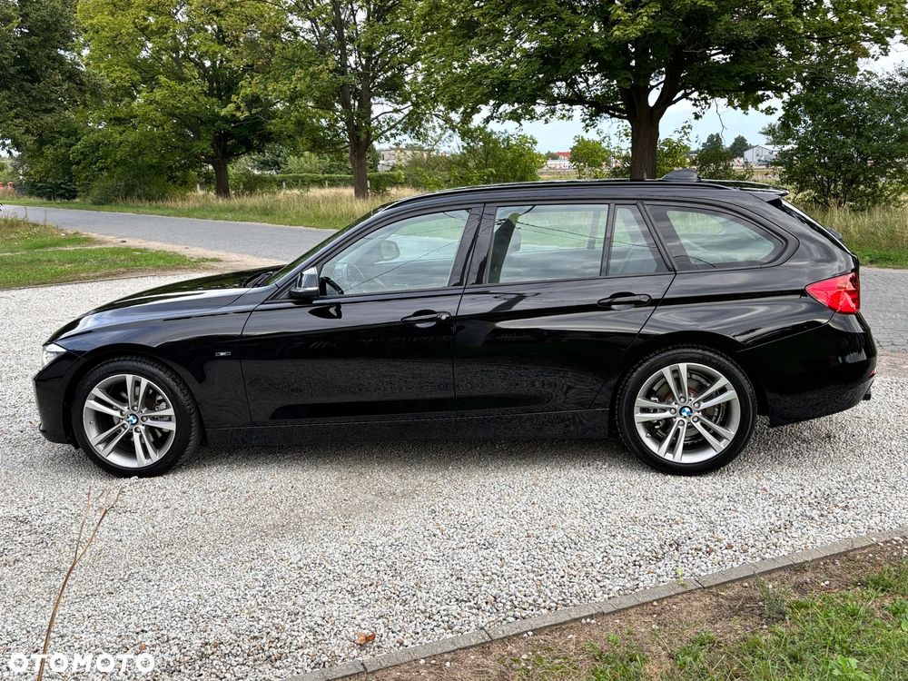 BMW Seria 3 320d Sport Line - 3