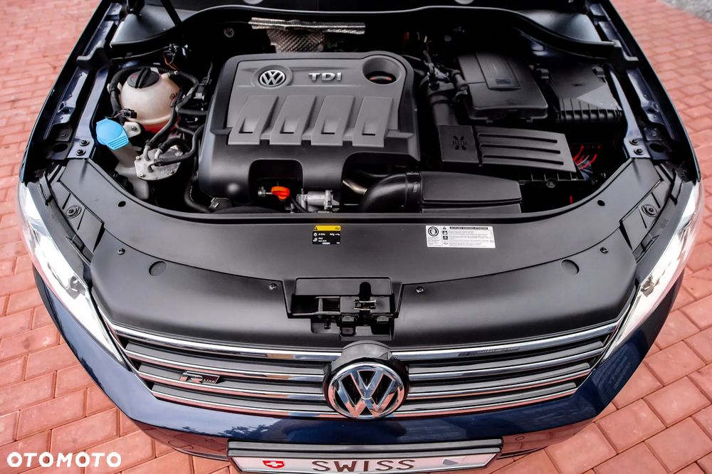 Volkswagen Passat Variant 2.0 TDI 4Motion DSG BlueMotion Tech Highline - 15