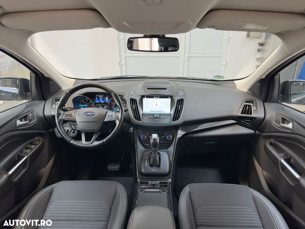 Ford Kuga 2.0 TDCi 4x4 Aut. Titanium - 9