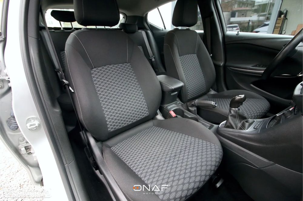 Opel Astra 1.0 Turbo S&S Business - 12