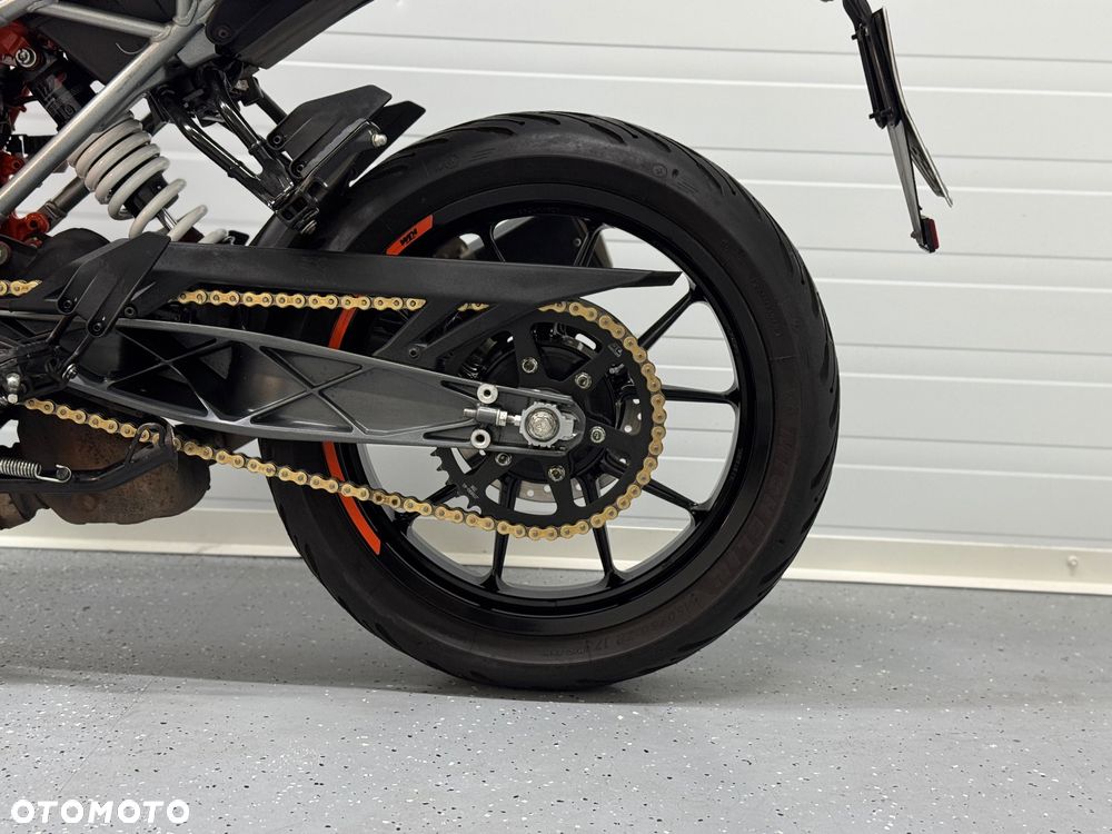 KTM Duke - 12