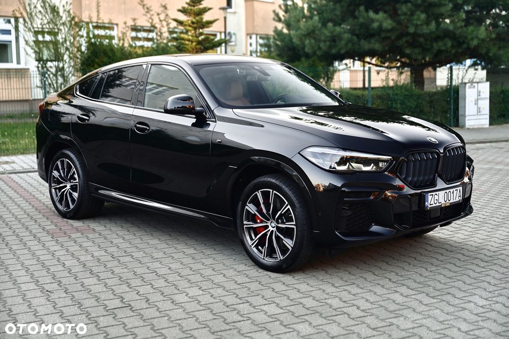 BMW X6 xDrive40d mHEV - 19