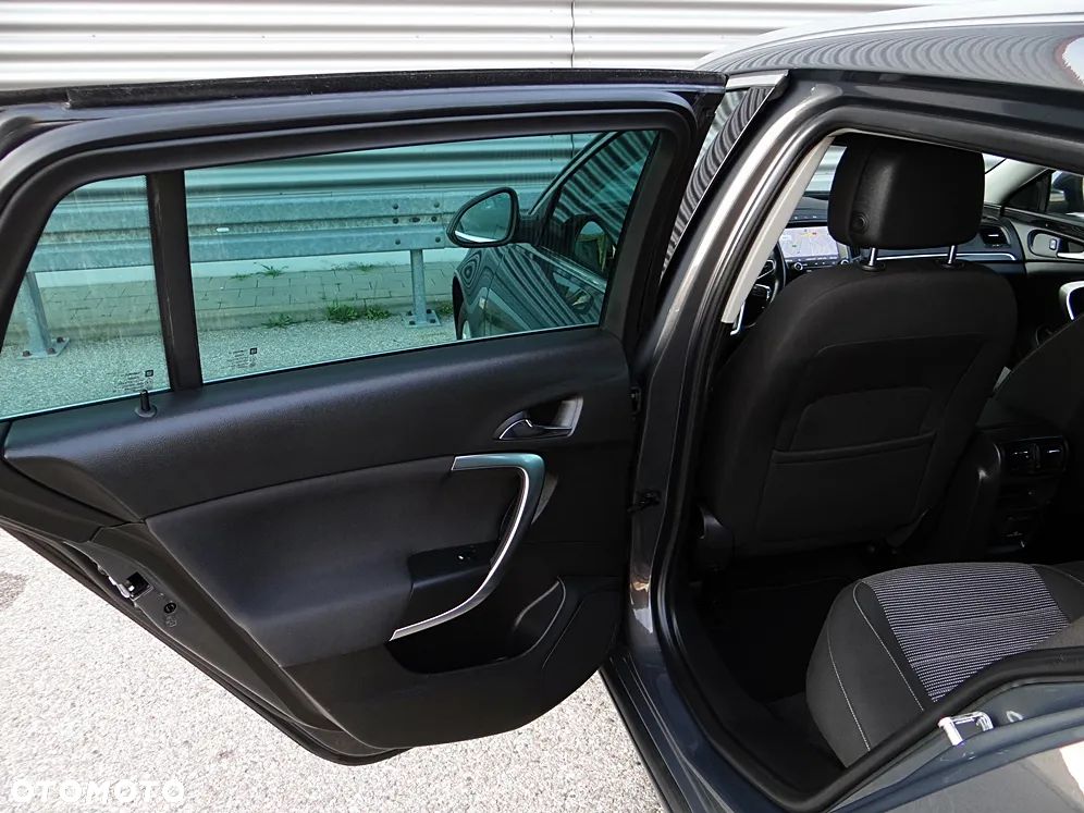 Opel Insignia 2.0 CDTI Automatik - 36