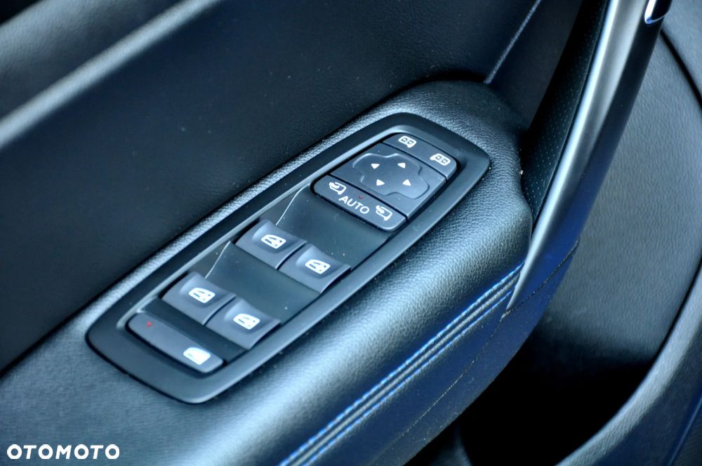 Renault Megane Grandtour ENERGY dCi 165 EDC GT LINE - 33