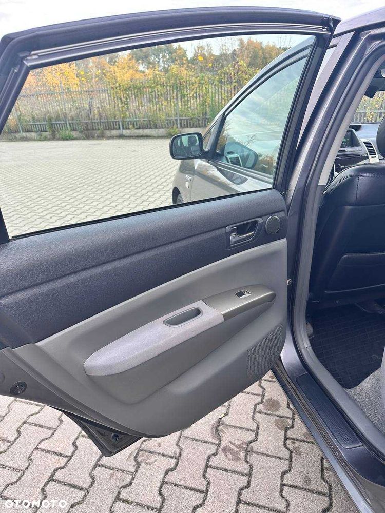 Toyota Prius - 13