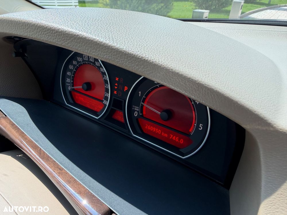 BMW Seria 7 730d A - 17