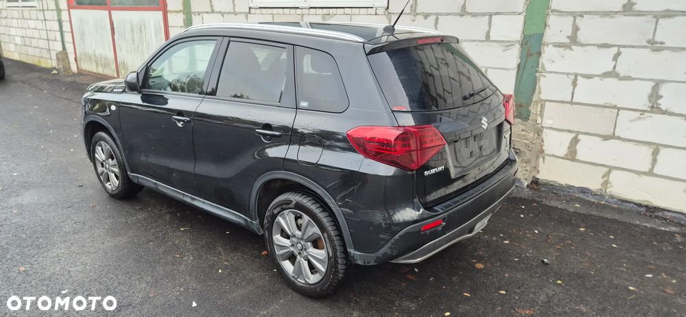Suzuki Vitara 1.0 Boosterjet Premium 4WD - 7