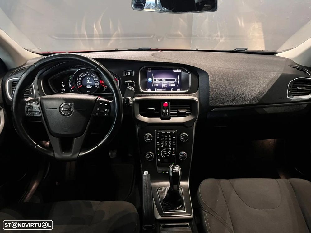 Volvo V40 - 17