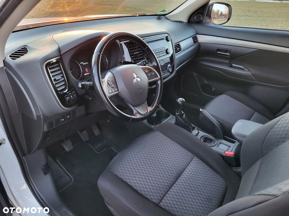 Mitsubishi Outlander 2.0 2WD - 8