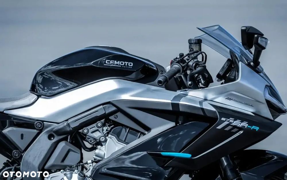 CFMoto SR - 5
