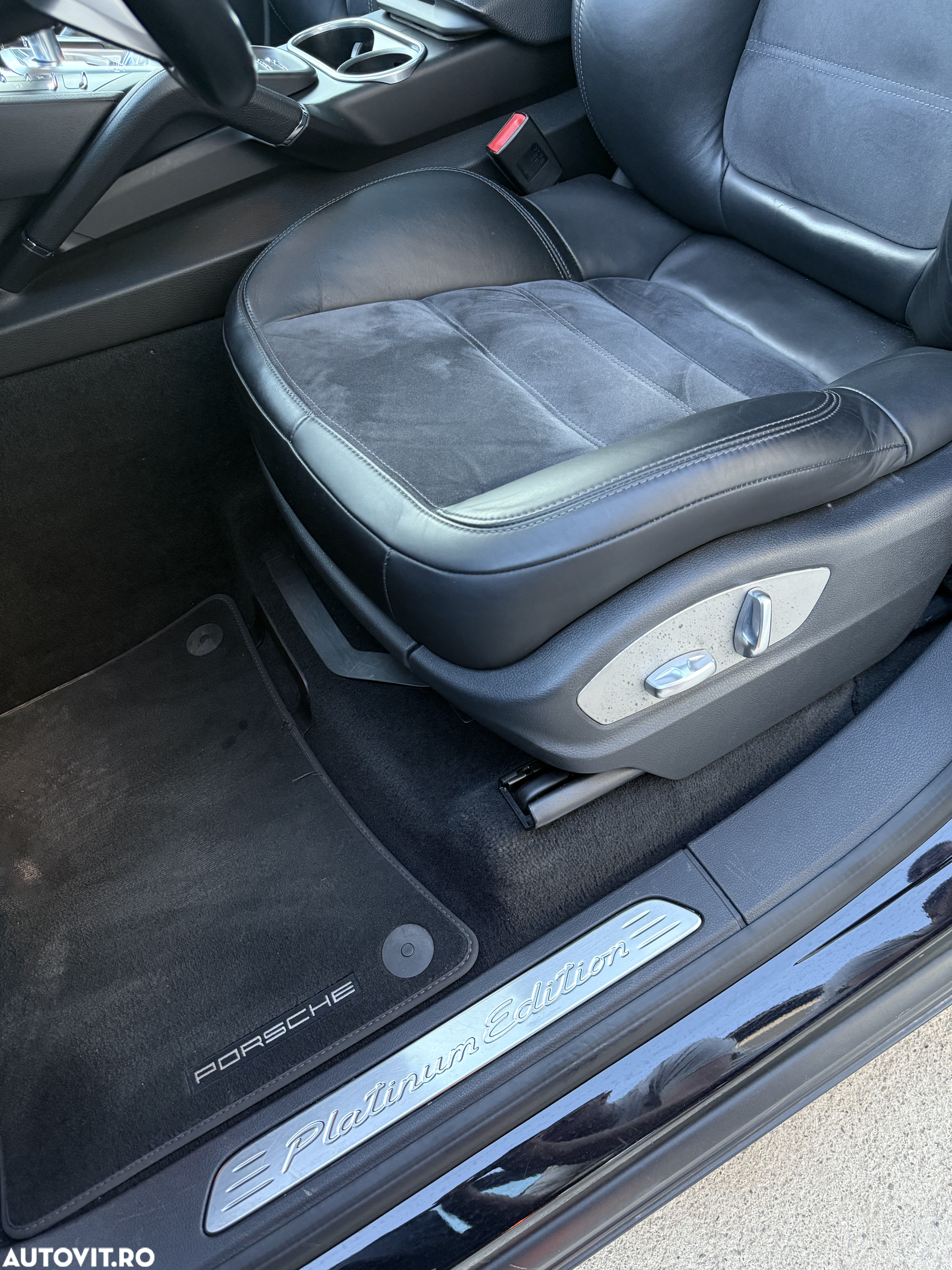 Porsche Cayenne 3.0 L - 13
