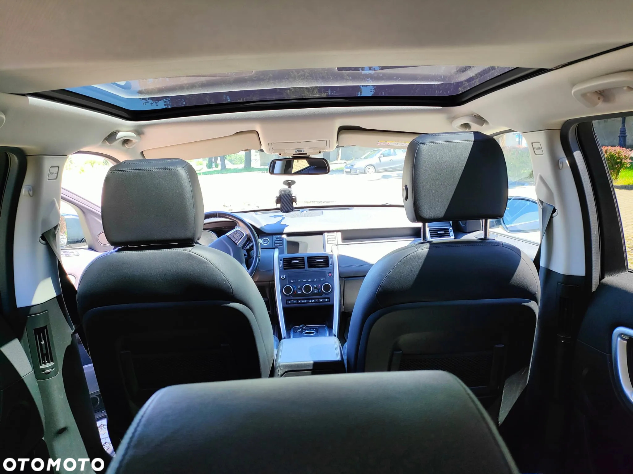 Land Rover Discovery Sport 2.0 TD4 HSE - 17