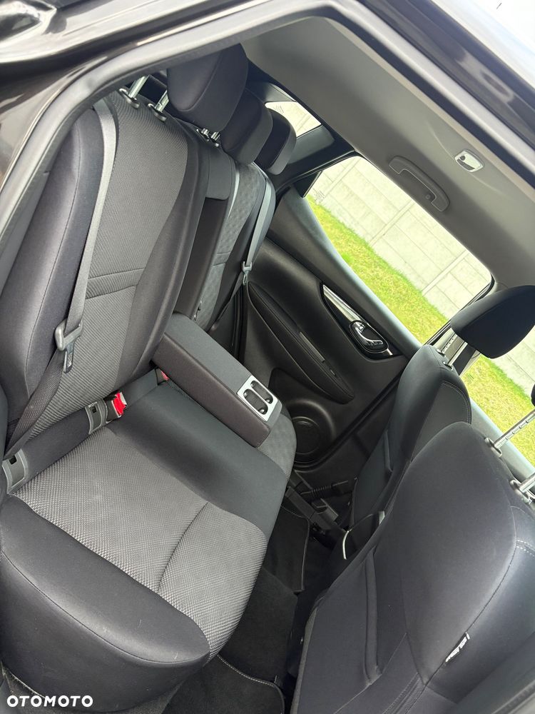 Nissan Qashqai 1.6 DCi N-Connecta Xtronic EU6 - 24