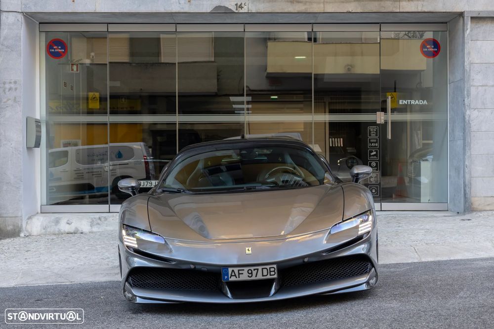 Ferrari Sf90 2021 photo 2