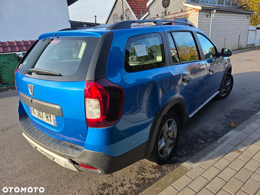 Dacia Logan TCe 90 (S&S) Stepway - 4