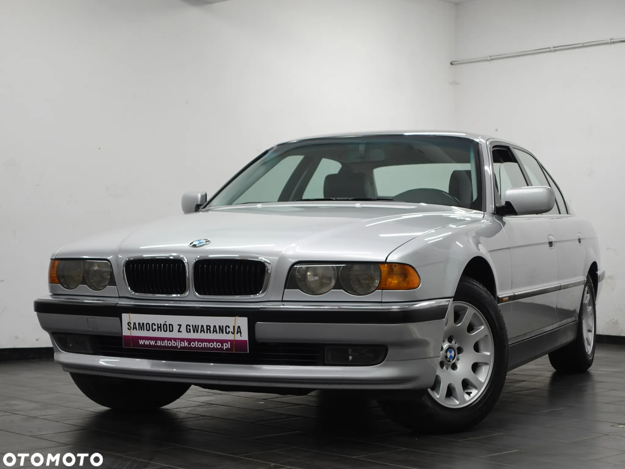 BMW Seria 7 728i - 14
