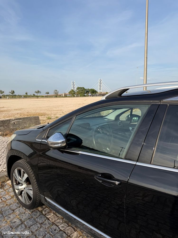 Peugeot 2008 1.6 e-HDi Allure - 2