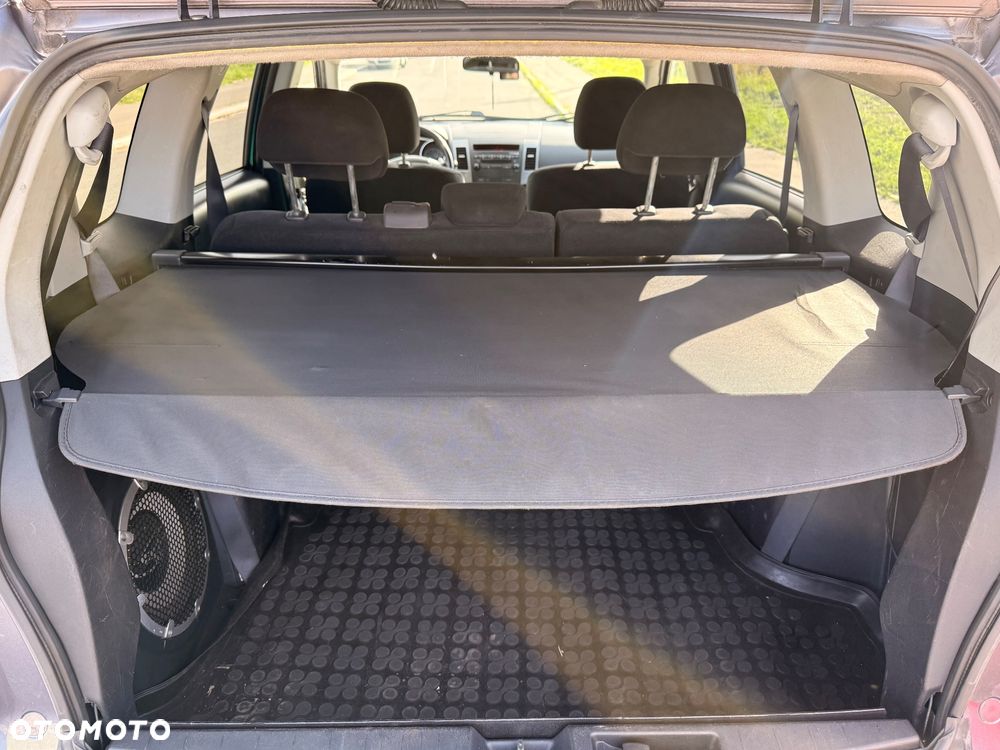Mitsubishi Outlander 2.4 Intense + CVT - 12