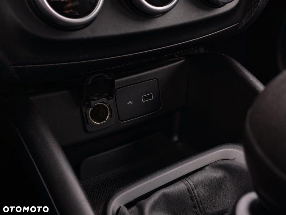 Fiat Tipo - 12