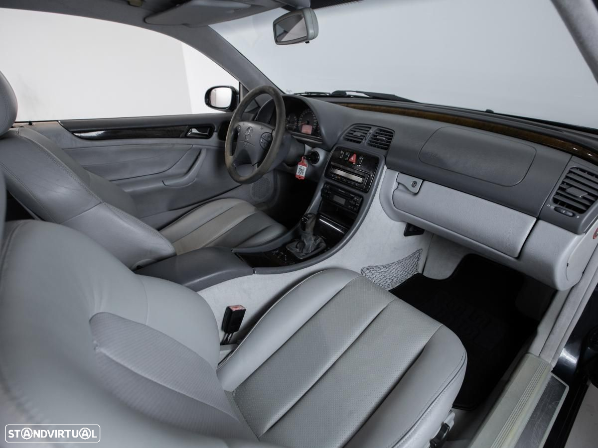 Mercedes-Benz CLK 200 - 9