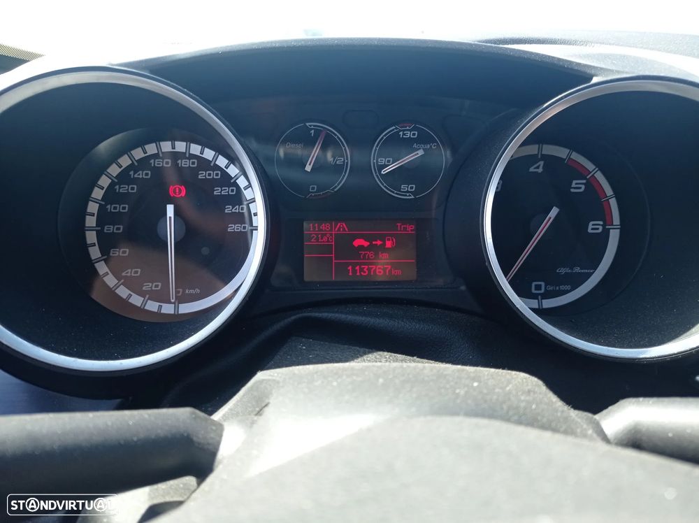 Alfa Romeo Giulietta 2.0 JTDM 16V - 11